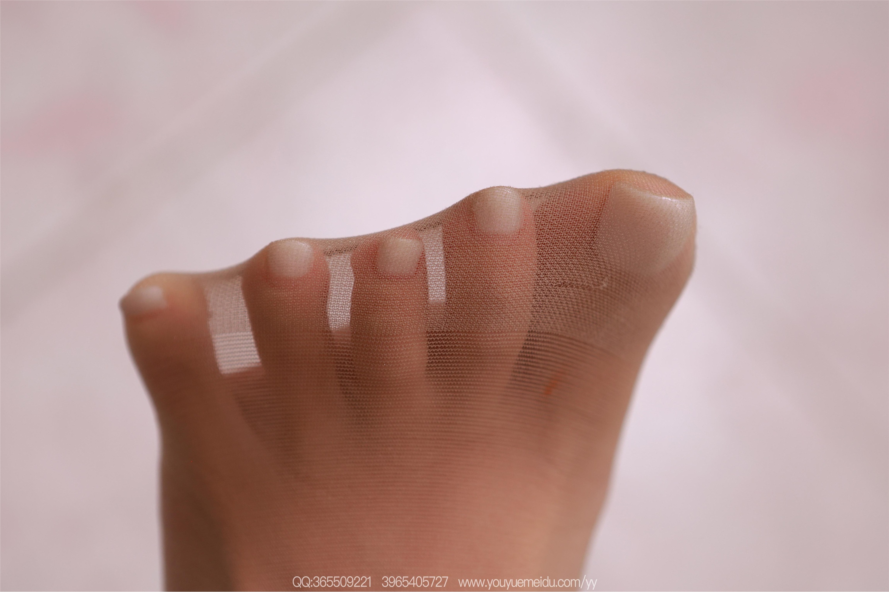 IESS异思趣向  2025.11.16 丝享家2212：美子《超短皮裙》